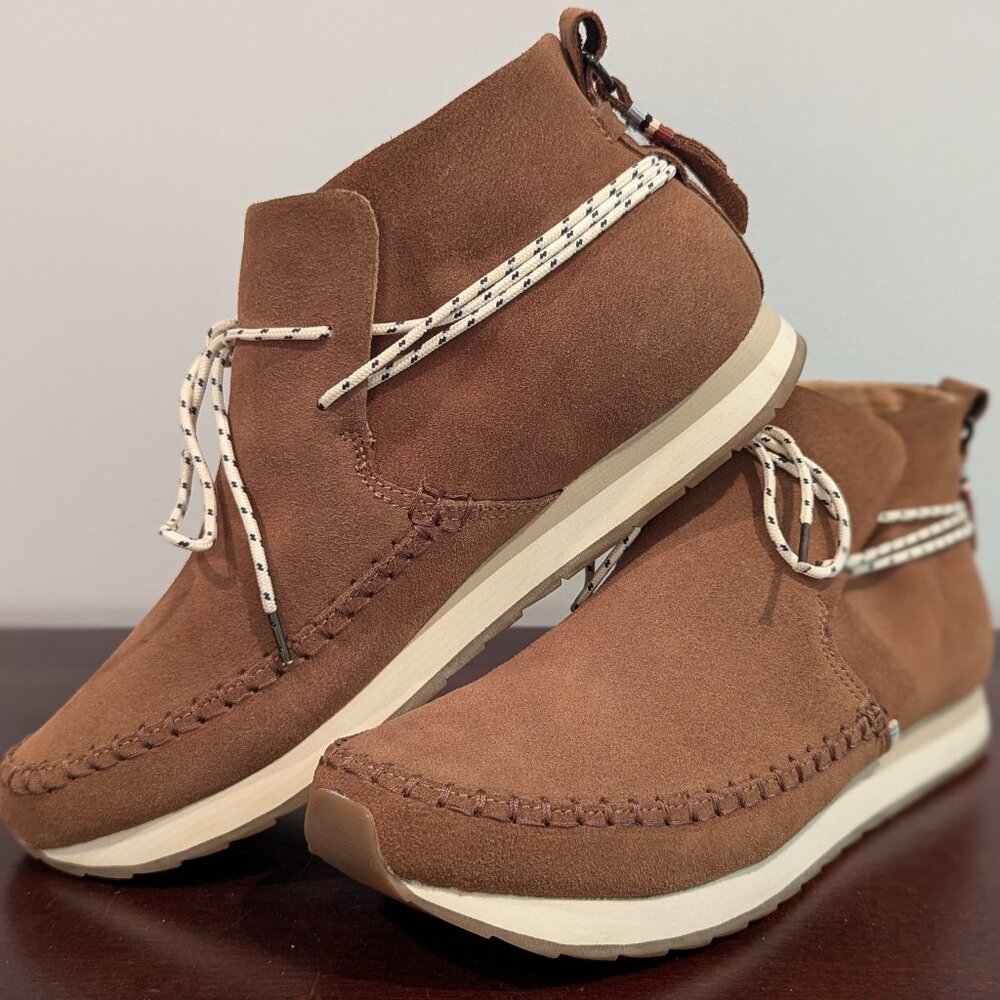 Toms Rio Dark Amber Brown Suede Water Resistant Women’s Boots Size 10